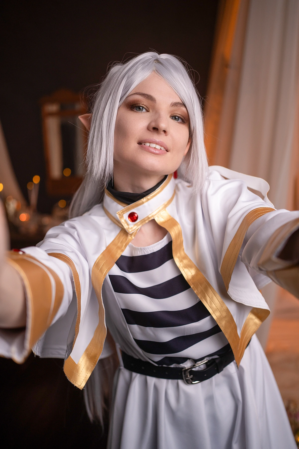 Frieren close-up cosplay - beautiful elf mage face portrait from Sousou no Frieren anime