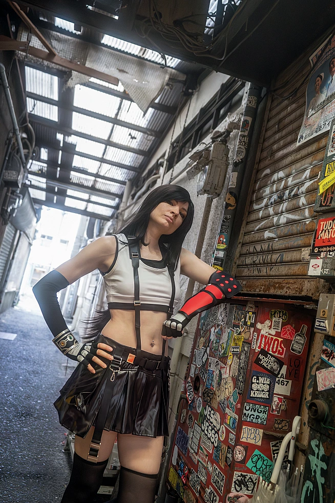 Tifa Lockhart Final Fantasy Cosplay